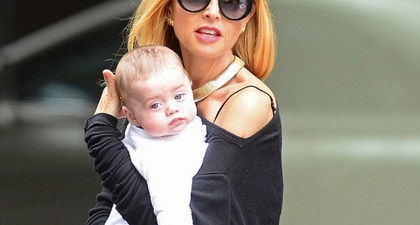 Rachel Zoe Didampingi Anak-anak Saat Bekerja