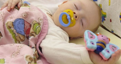 Ekspresi Bayi Mengempeng