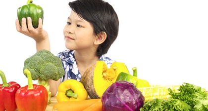 5 Hal yang Harus Ada di Piring Makan Anak