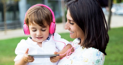 Jenis Musik yang Tepat Diperdengarkan pada Bayi