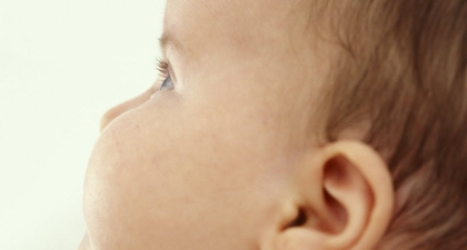 Tips Mencegah Infeksi Telinga pada Bayi