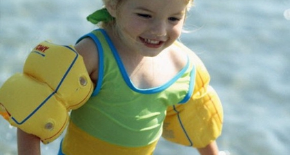 Berenang Bikin Balita Lebih Cerdas