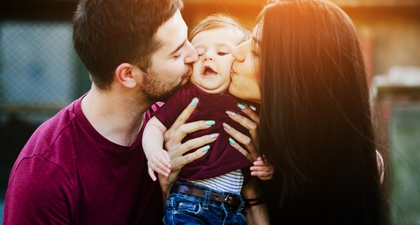 Riset: Bayi Sering Digendong akan Bahagia dan Sehat 