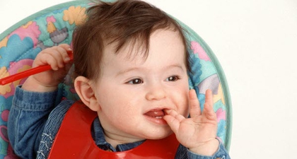 Pola Makan Bayi 6-9 Bulan 