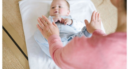 Yoga Bersama Si Kecil