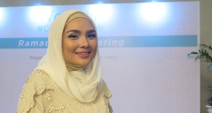 4 Tips Memilih Baju Lebaran dari Desainer Ria Miranda