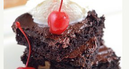 Cake Coklat Kacang Mede