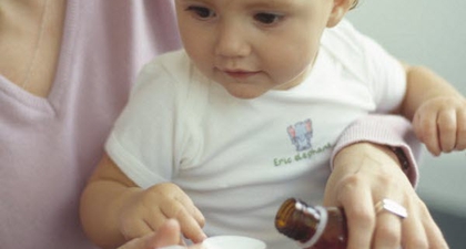 Tips Pintar Memilih Obat Batuk dan Pilek untuk Balita