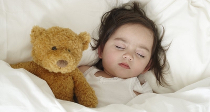 Lama Waktu Tidur Anak (Sesuai Usia)