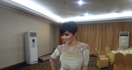 Yuni Shara Lebaran Bersama Anak-anak
