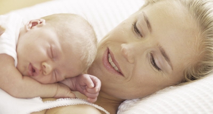 Awas, Bayi Bisa Botak Karena Tekanan Psikis!