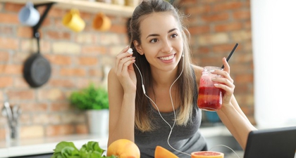 Tips Menjaga Pola Makan Sehat Selama Work From Home