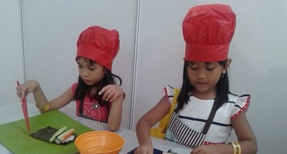 Belajar Memasak Bersama Teman-teman