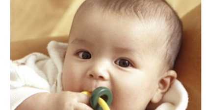 Pertolongan Pertama Saat Si Kecil Tersedak