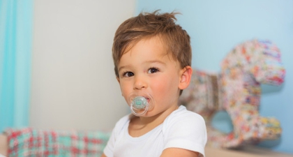 Masih Perlukah Empeng Diberikan pada Bayi?