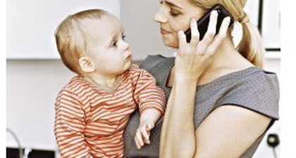 Pengaruh Ponsel di Sekitar Bayi