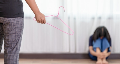 Ini 7 Alasan Moms Tidak Boleh Memukul Anak sebagai Hukuman