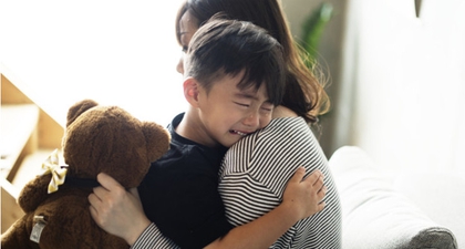 9 Kalimat Ampuh untuk Menenangkan Anak yang Menangis