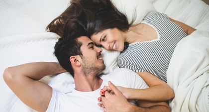 Trik Membuat Pasangan Lebih Bergairah