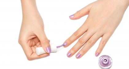 Menghapus Cat Kuku tanpa Nail Polish Remover