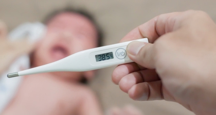 Tips Mengatasi Demam pada Bayi di Rumah