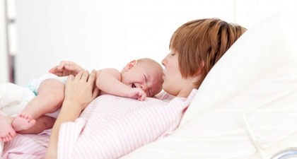 Ini yang Dialami Moms Baru pada Masa Nifas