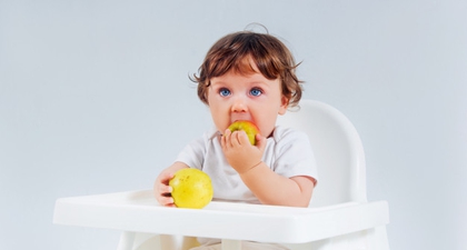 Buah yang Perlu Dihindari Bayi saat Masa Awal MPASI
