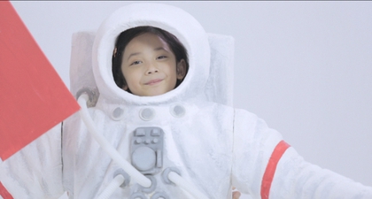 Berkenalan Dengan Luar Angkasa