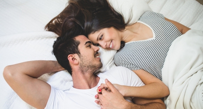 Hal Pertama yang Dilakukan Setelah Bercinta adalah...