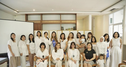 Ibu Bahagia Bikin ASI Lancar, Benar Enggak, Sih?