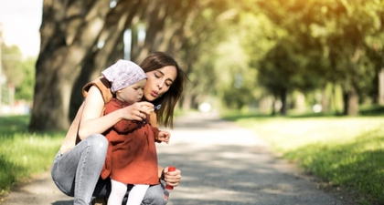 Berhubungan dengan Inner Child, Ini 7 Arti Mimpi Bermain dengan Anak Kecil Perempuan
