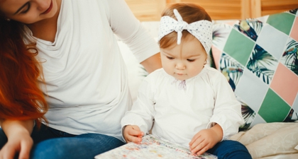 Buku Kain untuk Bayi, Ini Manfaat dan Cara Membacakannya