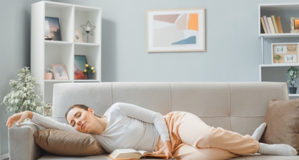 Perut Buncit Vs Hamil, Begini Cara Membedakannya saat Berbaring