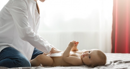 Pup Bayi Berwarna Hijau dan Berlendir, Ketahui Penyebabnya, Moms!