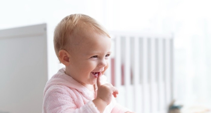 7 Penyebab Pertumbuhan Gigi Bayi Tidak Normal