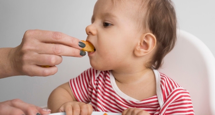 Porsi Makan Anak 1 Tahun: Cara Efektif agar Nutrisi Si Kecil Terpenuhi