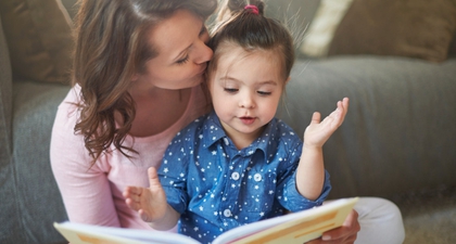 Tips Memilih Buku Cerita yang Tepat untuk Anak Usia Dini