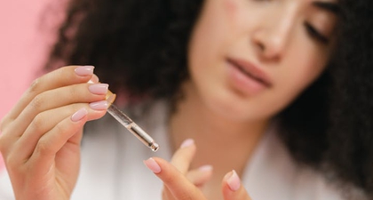 Begini Cara Menggunakan Face Oil dalam Skincare Routine untuk Kulit Sehat