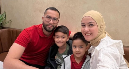 Potret Harmonis Keluarga Revalina S. Temat