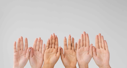 7 Cara Ampuh untuk Membuat Telapak Tangan Halus