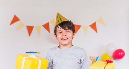 7 Pilihan Hadiah yang Cocok untuk Anak Laki-Laki Anda