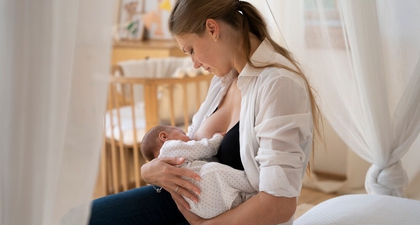 Ibu Menyusui, Ini Manfaat Kolostrum untuk Bayi Baru Lahir