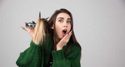 Pernah Mimpi Potong Rambut Sendiri? Ini Artinya, Moms