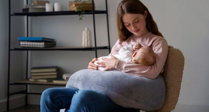 Pilihan Gaya Pakaian Santai untuk Ibu Menyusui