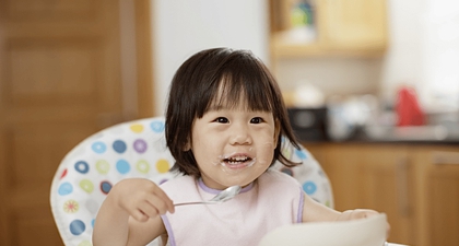 8 Manfaat Probiotik untuk Kesehatan Pencernaan Bayi