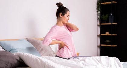 Cegah Sakit Pinggang dengan Posisi Tidur yang Tepat