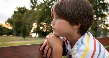 7 Tips Parenting yang Bisa Anda Coba untuk Anak Introvert