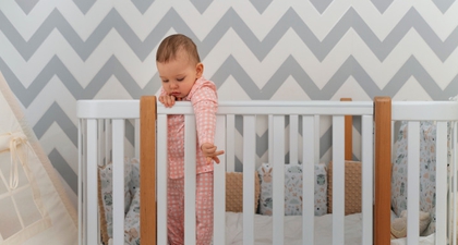8 Tips Memilih Tempat Tidur Bayi yang Aman