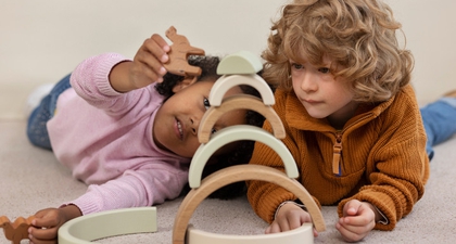 Rekomendasi Mainan Kayu untuk Stimulasi Tumbuh Kembang Anak