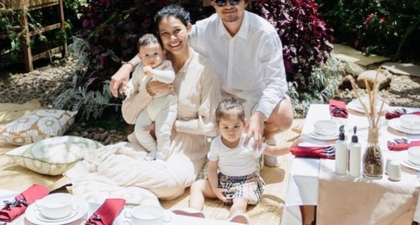 Potret Keluarga Bunga Jelitha dan Syamsir Alam